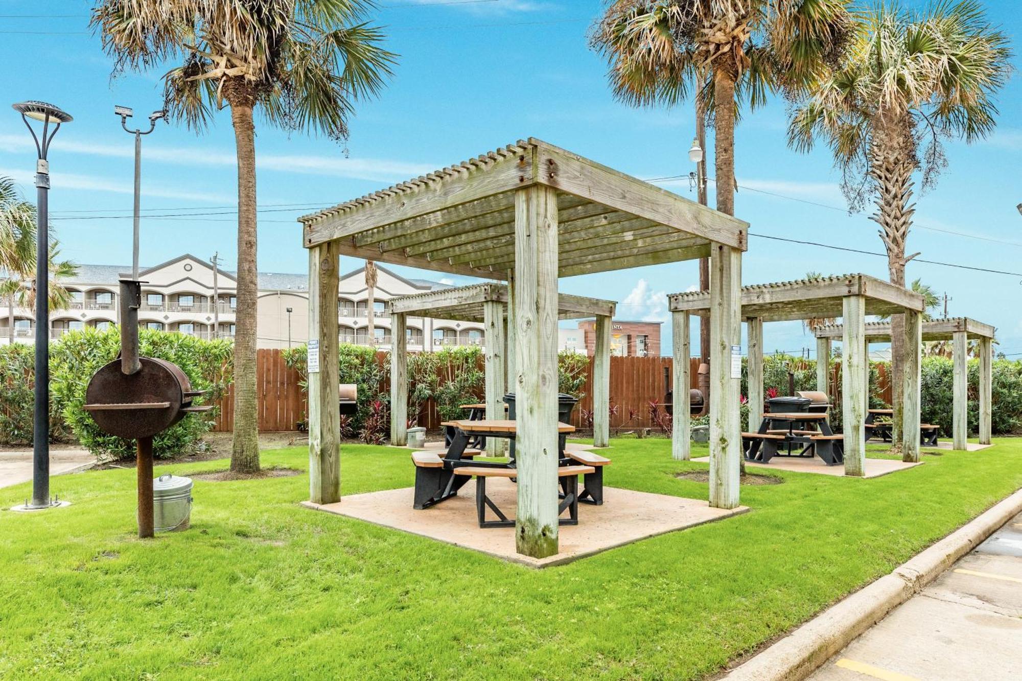 Casa Del Mar Beachfront II Apartment Galveston Room photo